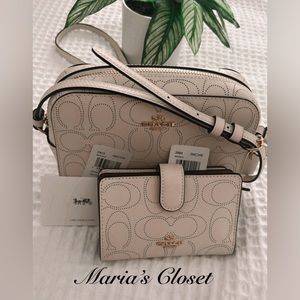 COACH 2Pcs Set Camera Bag In Perforated Leather/Zip Wallet Leather Color: Chalk